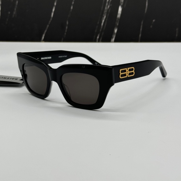 NEW BB0234S 001 BALENCIAGA SQUARE BLACK WOMEN SUNGLASSES - Picture 5 of 11